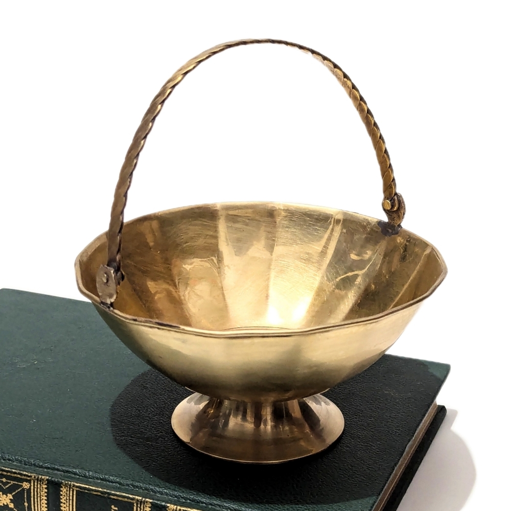 Vintage Brass Basket with Handle Midcentury MCM Coquette Vanity Bowl Footed